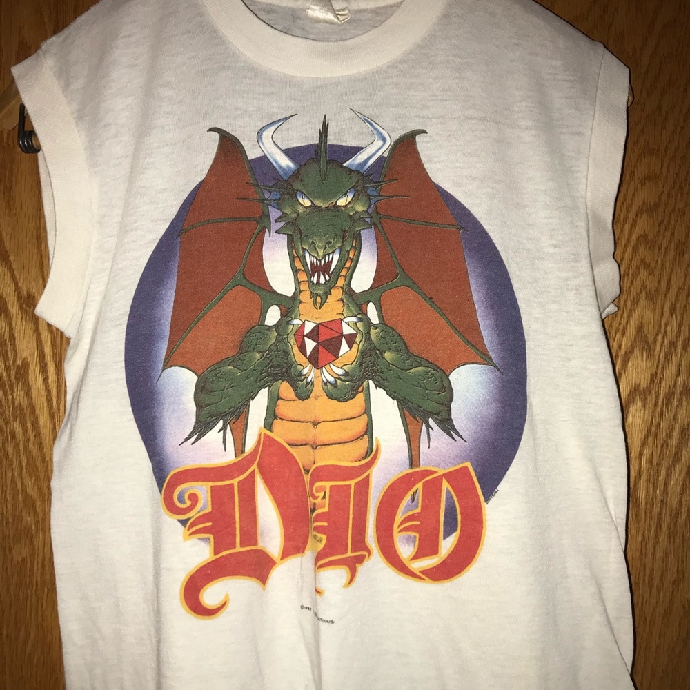 1985 Vintage DIO Sacred Heart Tour Concert Shirt M